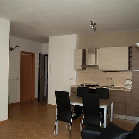 Suite Home Gavirate Διαμέρισμα Gavirate