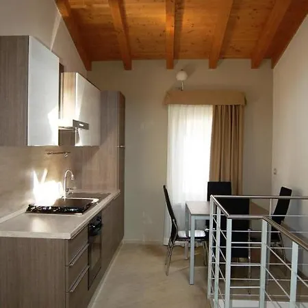 Suite Home Gavirate * Gavirate