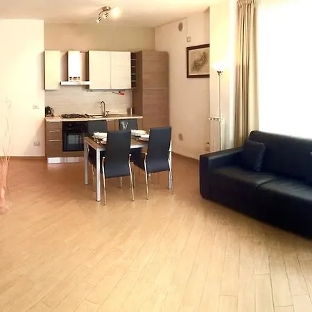 Suite Home Gavirate *