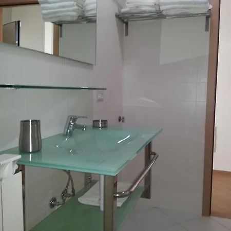 Suite Home Gavirate Apartment